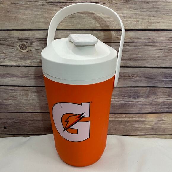 Gatorade Water Cooler – Orange – 64oz – Classic Sports Jug – Large Capacity - Picture 1 of 8
